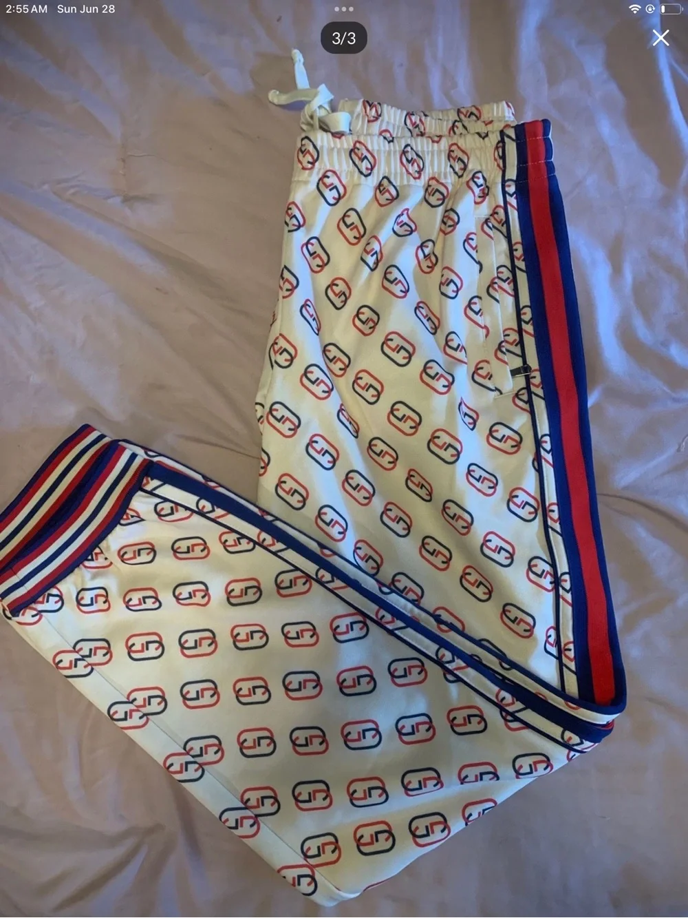 Authentic Gucci White Logo-Print tracksuit Set with Red & Blue Stripe Trim
